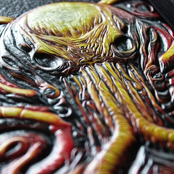 Cthulhu Necronomicon Hardcover Notebook - Picture 3 of 7